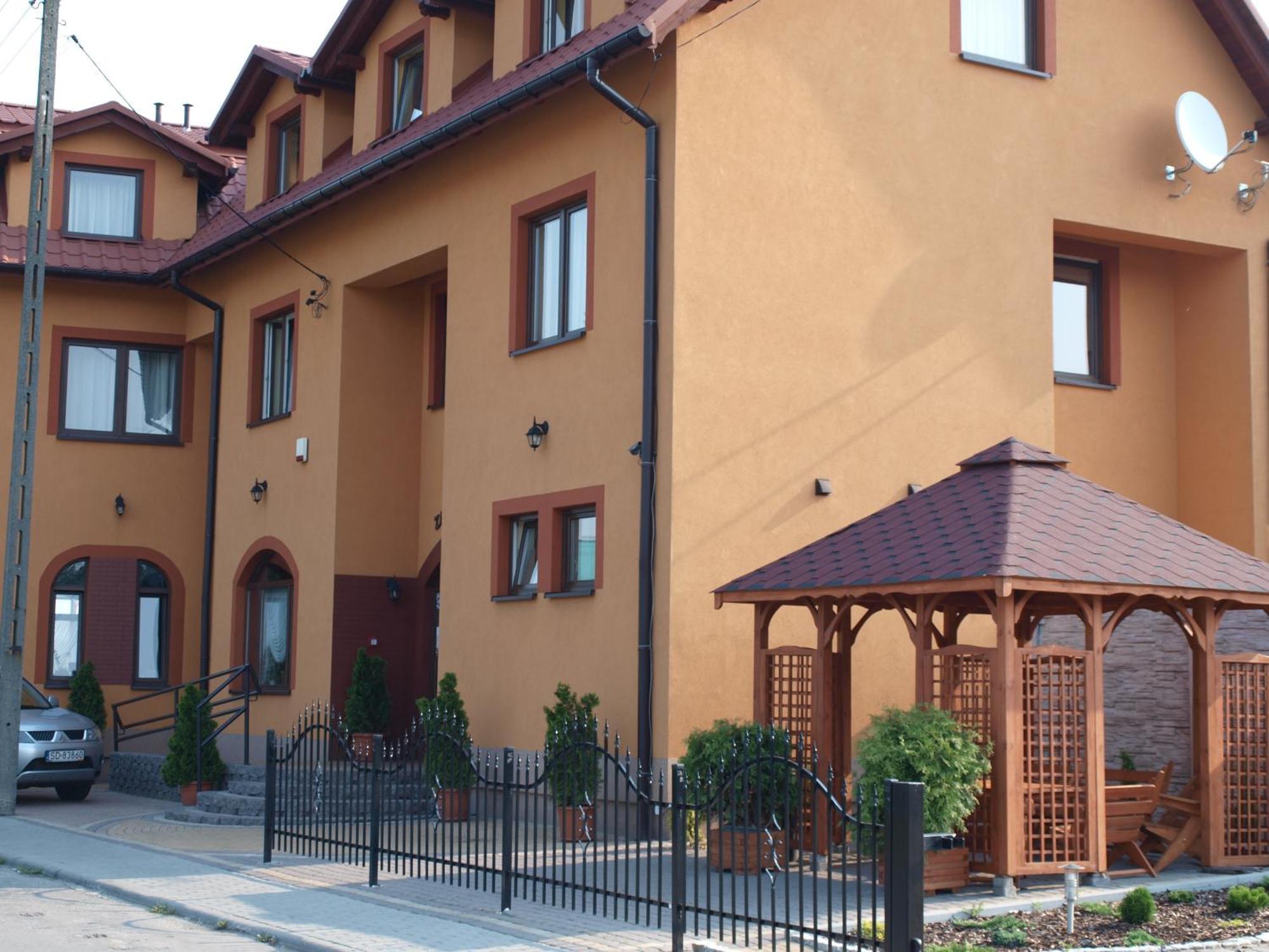 Zajazd Bachus Dabrowa Górnicza Exterior foto